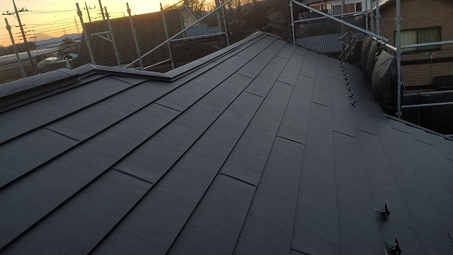 スーパーガルテクト　屋根カバー工事